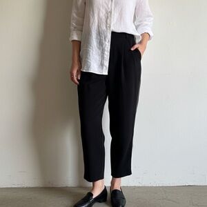 Aritzia Babaton Sz 8 Black White Side Strip Relaxed Office Pants